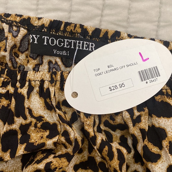 Top - Picture 2 of 3